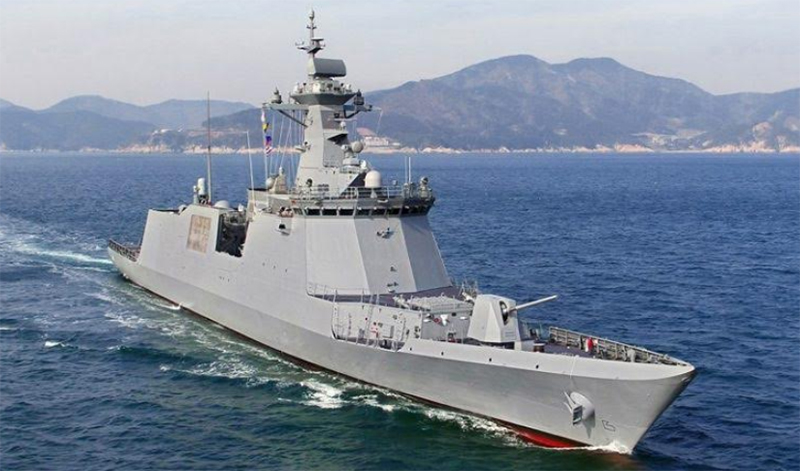 Hàn Quốc hạ thủy khinh hạm mới nhân kỷ niệm 74 năm thành lập hải quân

