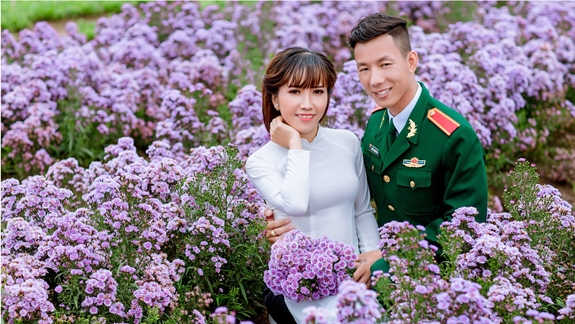 Không còn khoảng cách...