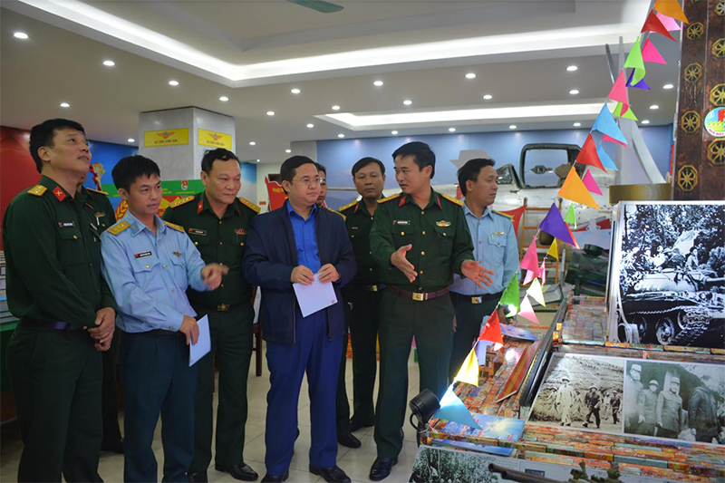 1.126 tác phẩm dự thi tìm hiểu về 30 năm Ngày hội Quốc phòng toàn dân và 75 năm Ngày thành lập quân đội

