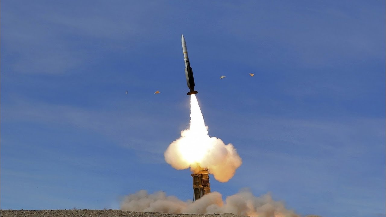 Iran phóng thử thành công tổ tên lửa phòng không nội địa Khordad-15