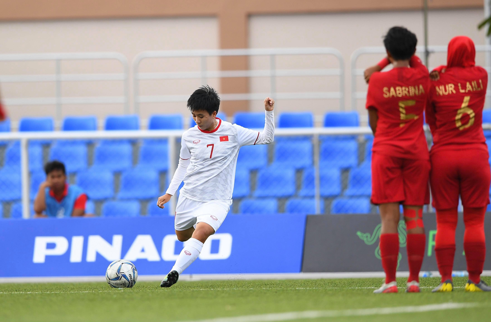 Thắng đậm Indonesia, tuyển nữ Việt Nam giành tấm vé vào bán kết