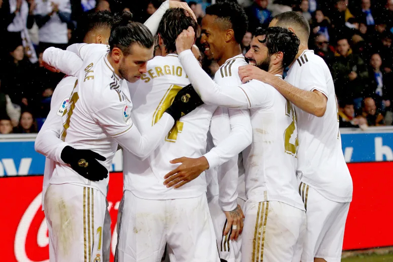 Vòng 15 La Liga: Thắng nhọc Alaves, Real tạm chiếm ngôi đầu