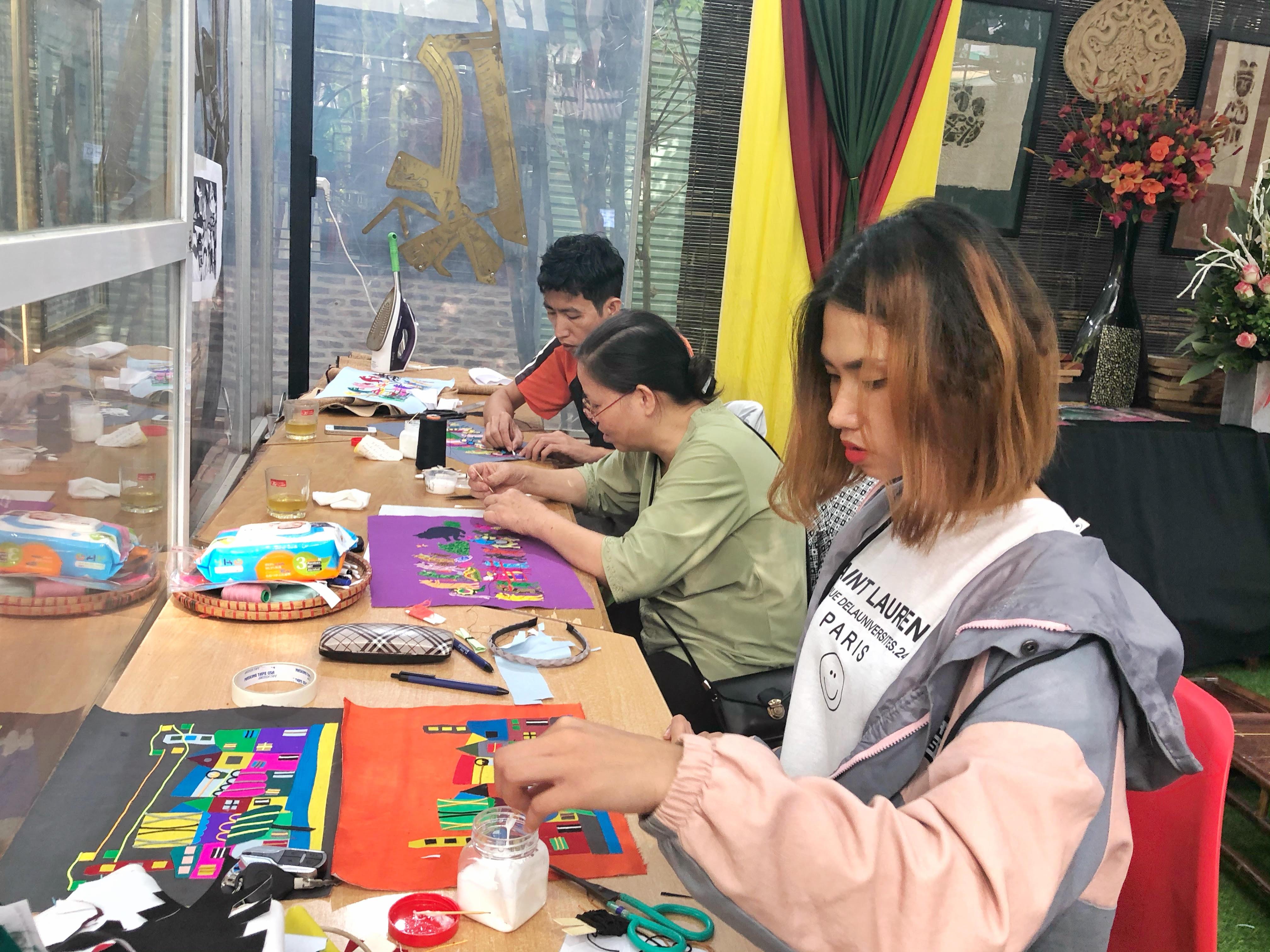 Tăng cường khả năng tiếp cận xã hội cho người khuyết tật