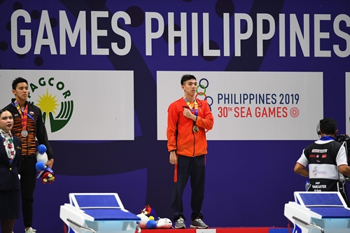Nguyễn Huy Hoàng xuất sắc giành HCV nội dung 400 m tự do nam và phá kỷ lục SEA Games
