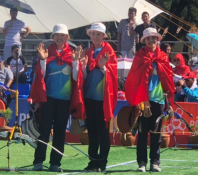 SEA Games 30: Bắn cung và điền kinh giành HCV 