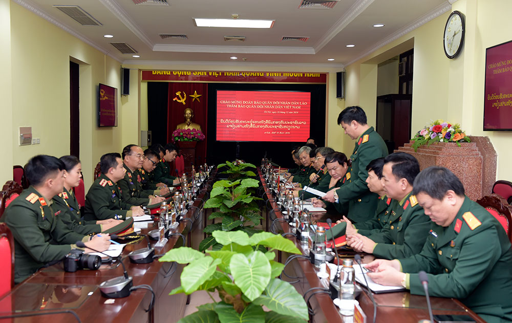 Đoàn Báo Quân đội nhân dân Lào thăm và làm việc với Báo Quân đội nhân dân

