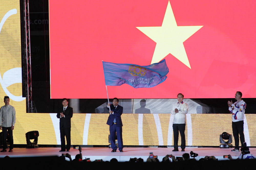 Bế mạc SEA Games 30 và Việt Nam chính thức là chủ nhà của SEA Games 31