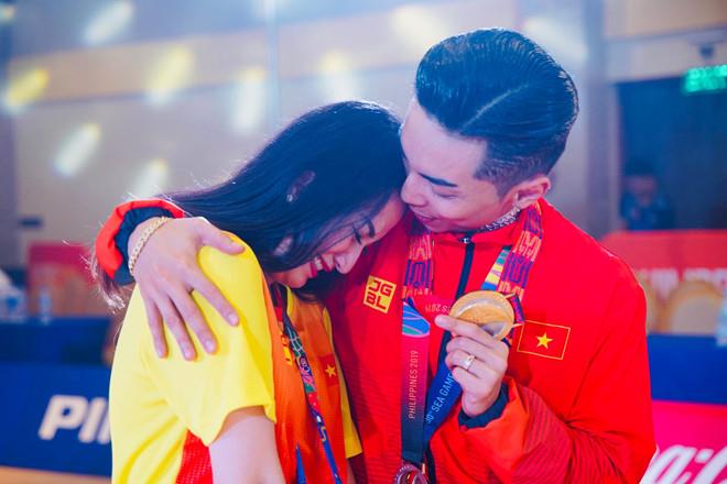 “Của chồng, công vợ”