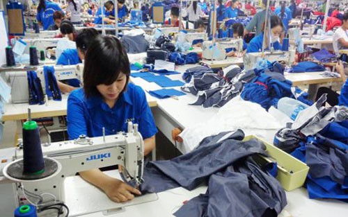 BẢO VỆ QUYỀN LỢI CHÍNH ĐÁNG CỦA NGƯỜI LAO ĐỘNG