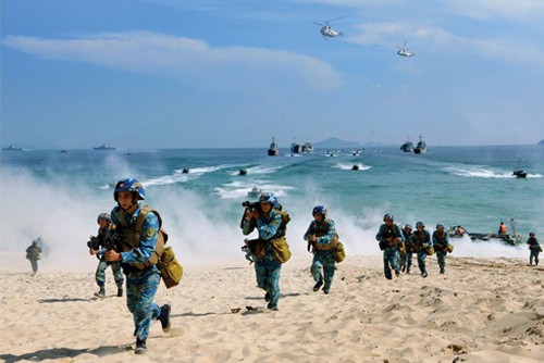 Huy động sức mạnh tổng hợp trong xây dựng Quân đội nhân dân Việt Nam 