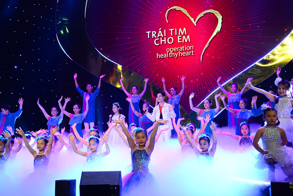 Gần 5.200 bệnh nhi được phẫu thuật tim miễn phí từ chương trình “Trái tim cho em” 