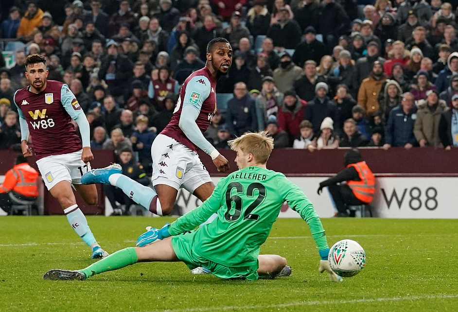 Hạ đội trẻ Liverpool, Aston Villa vào bán kết League Cup