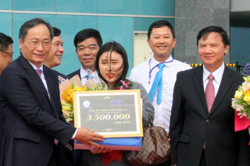 Khánh Hòa đón vị khách du lịch quốc tế thứ 3,5 triệu