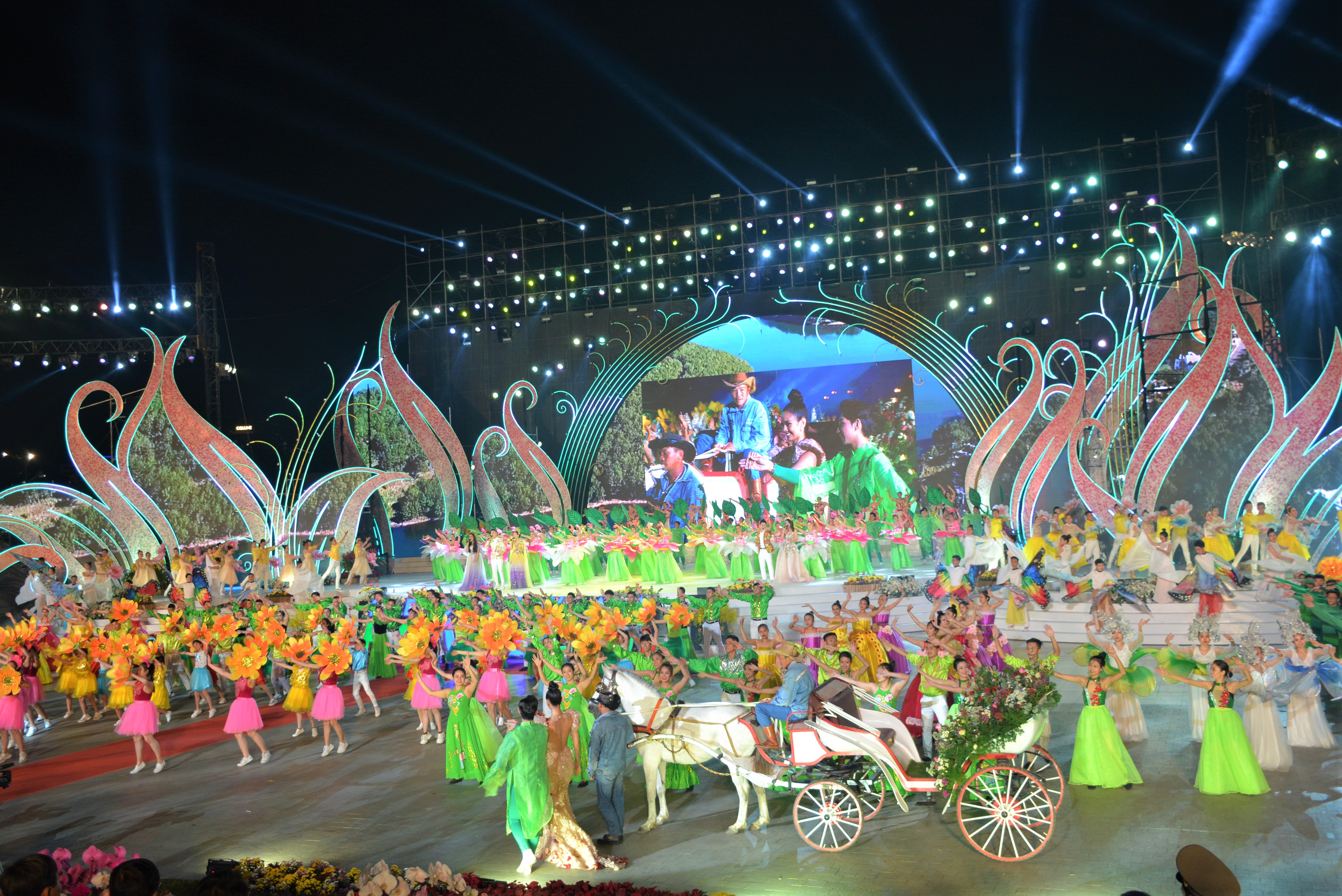 Khai mạc Festival hoa Đà Lạt lần thứ VIII