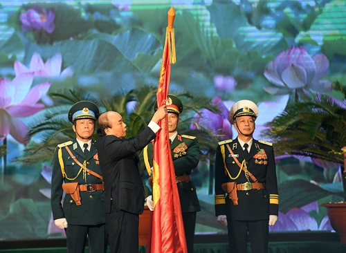 Kỷ niệm 30 năm Ngày hội Quốc phòng toàn dân, 75 năm Ngày thành lập Quân đội nhân dân Việt Nam và đón nhận Huân chương Quân công hạng Nhất