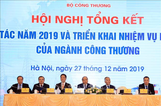 Thủ tướng Chính phủ Nguyễn Xuân Phúc dự hội nghị triển khai nhiệm vụ năm 2020 của ngành Công Thương 