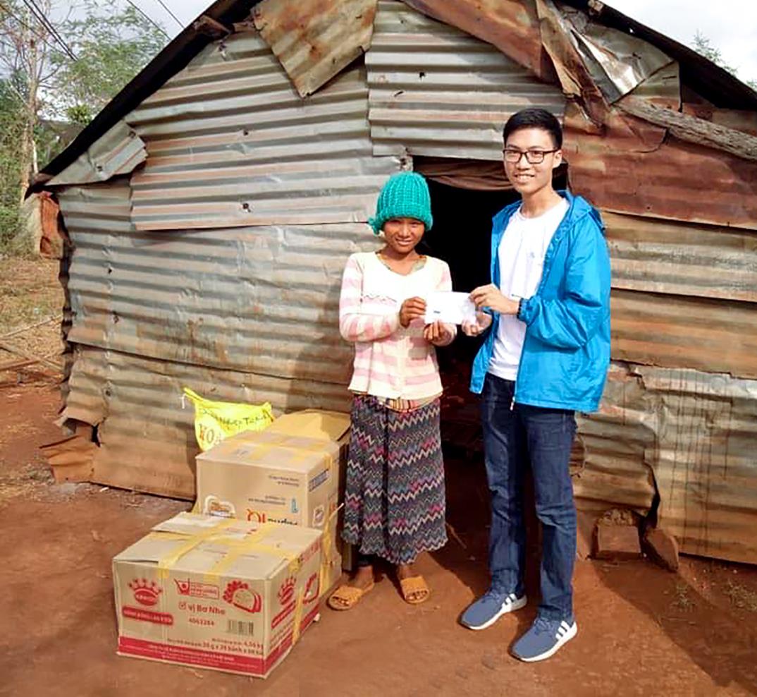 Thủ lĩnh của 15 dự án vì cộng đồng

