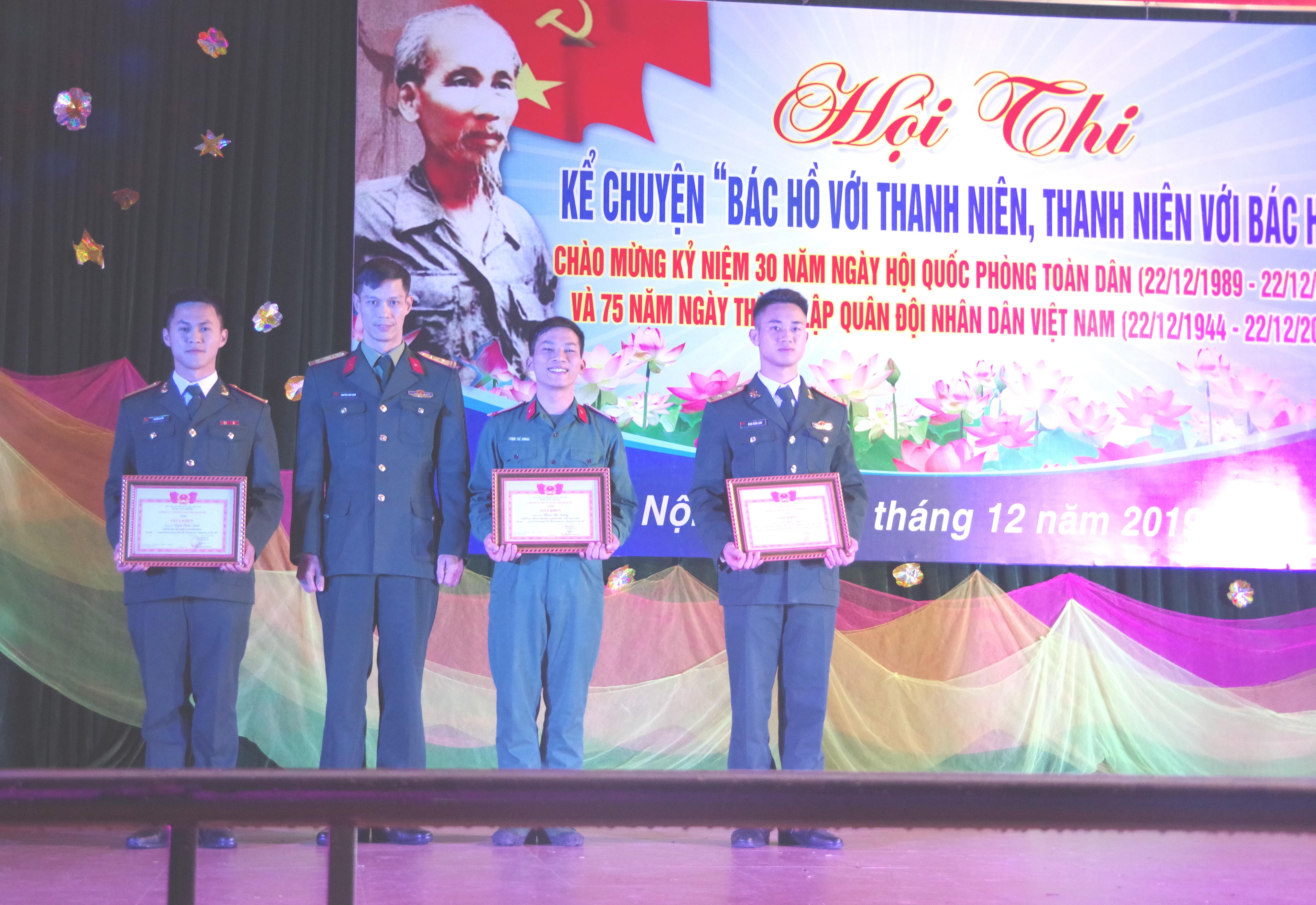 Kể về Bác để học Bác nhiều hơn

