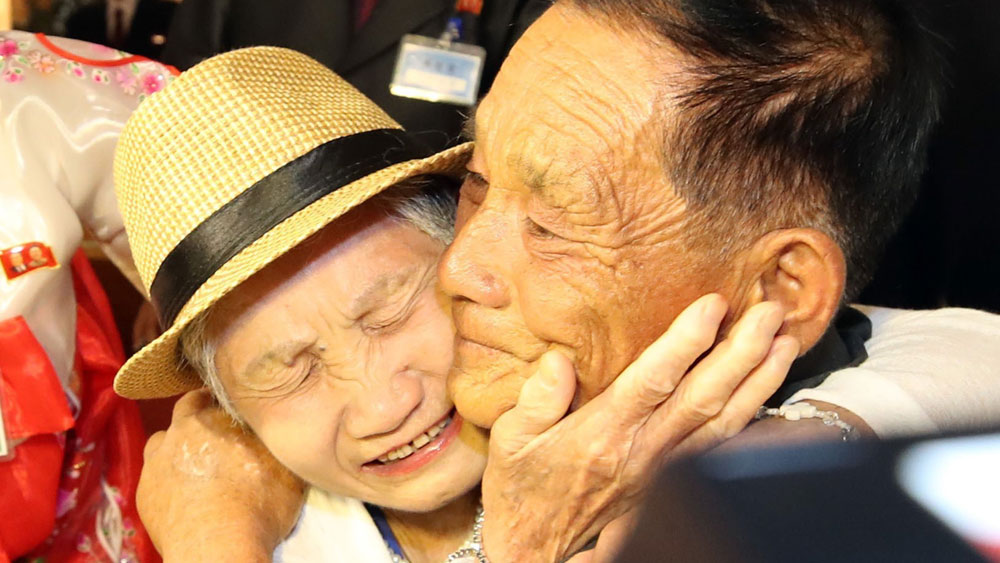 Nỗi mong đợi xuyên thế kỷ