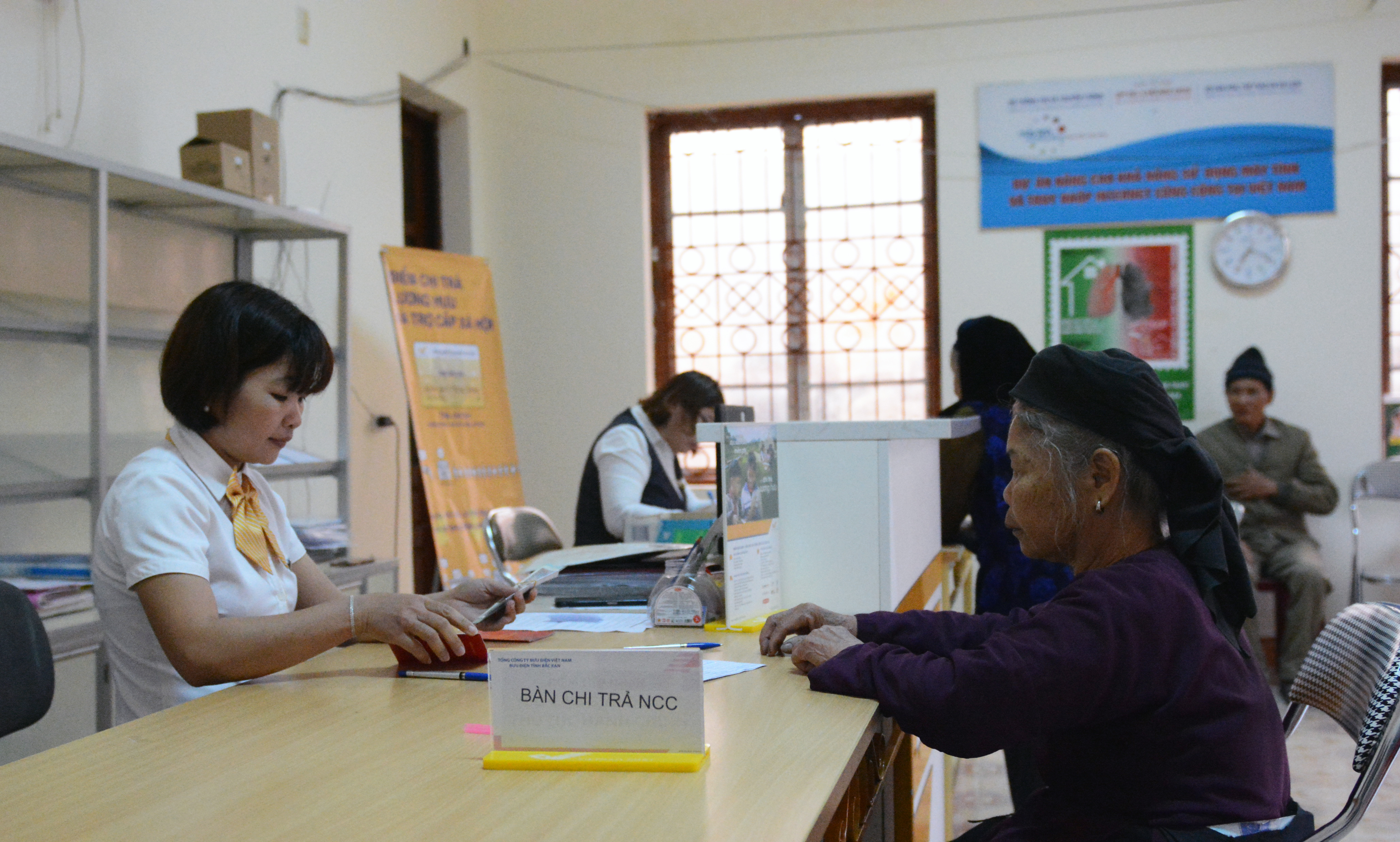 Bài 3: Ứng dụng công nghệ 4.0 để phục vụ tốt nhất người có công (tiếp theo và hết)