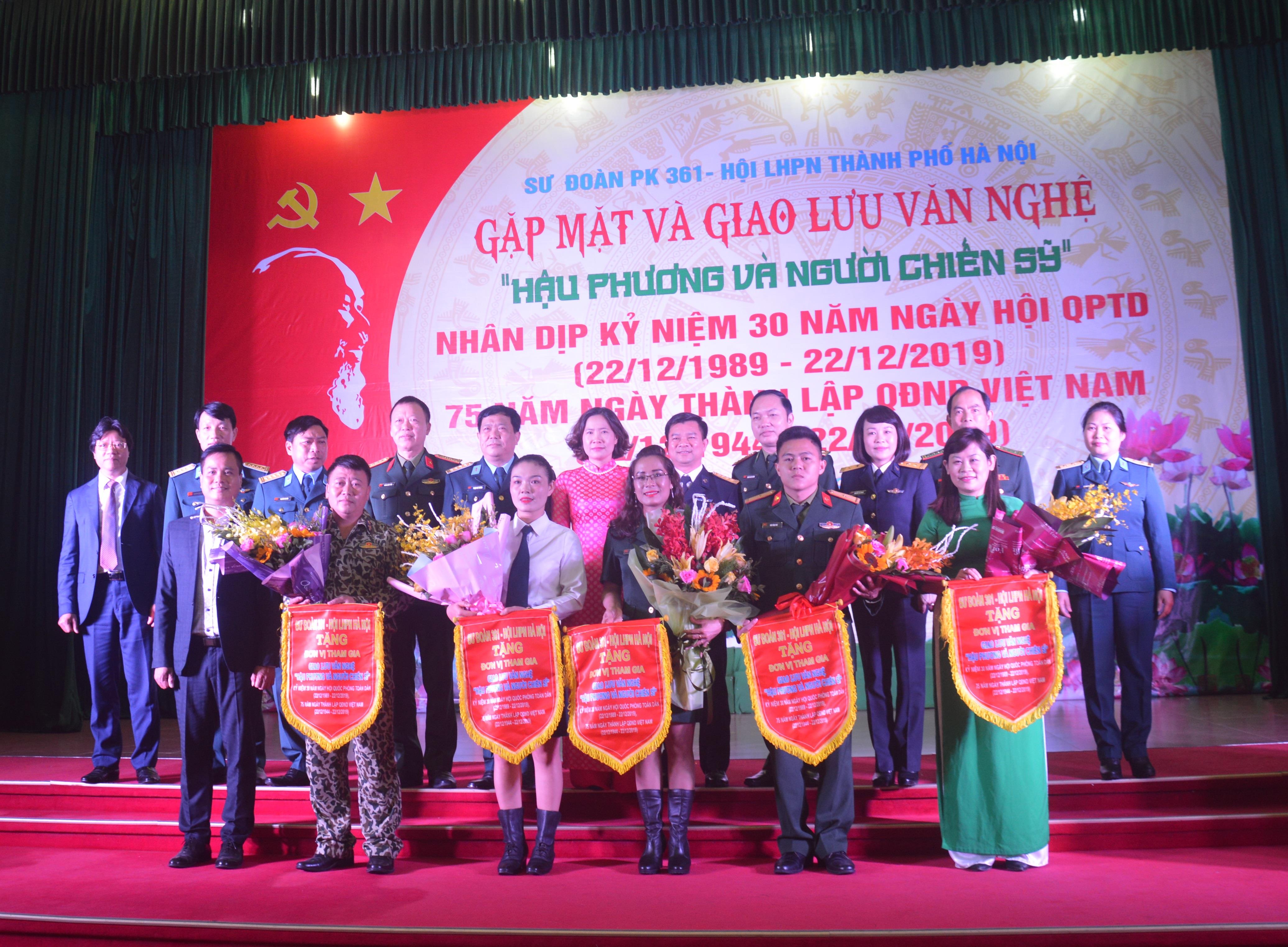 Ấm lòng hậu phương chiến sĩ