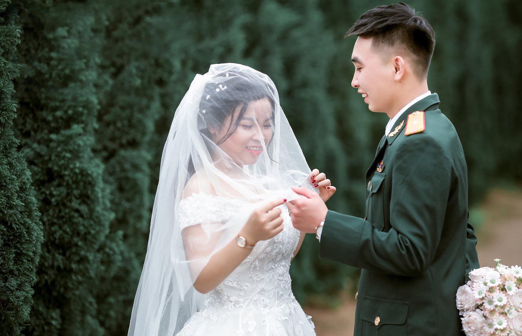 Kỷ niệm hẹn hò nơi quán cũ...