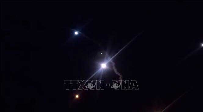 Vũ lực không bao giờ là lối thoát

