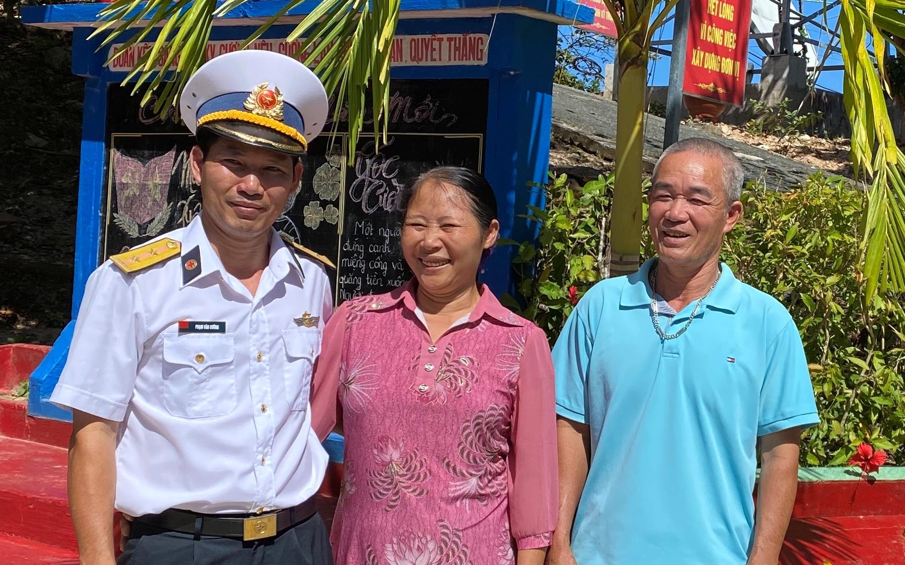 Tết đoàn viên trên đỉnh Nam Du