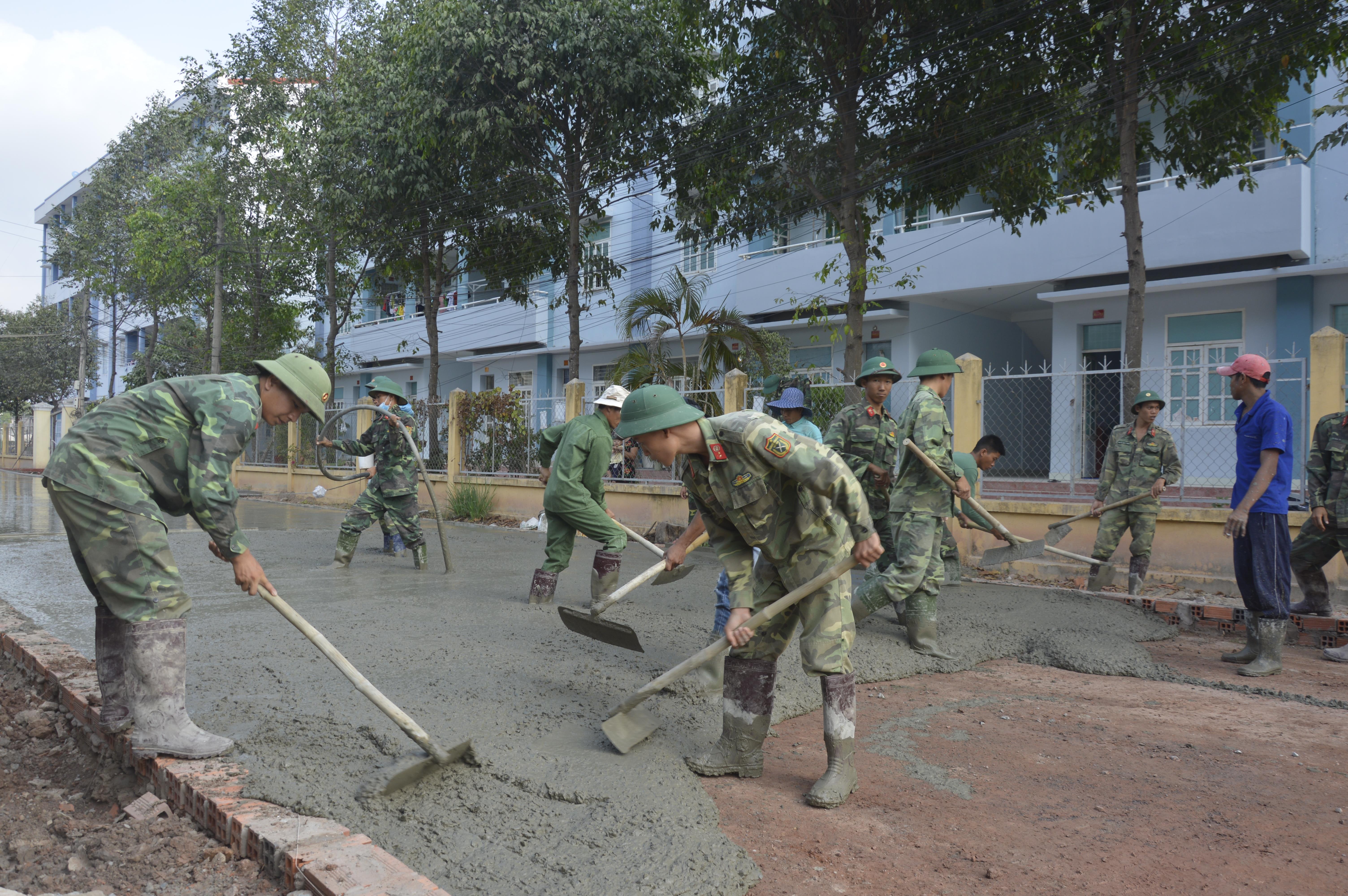 “Việc nhà” ở Binh đoàn Cửu Long