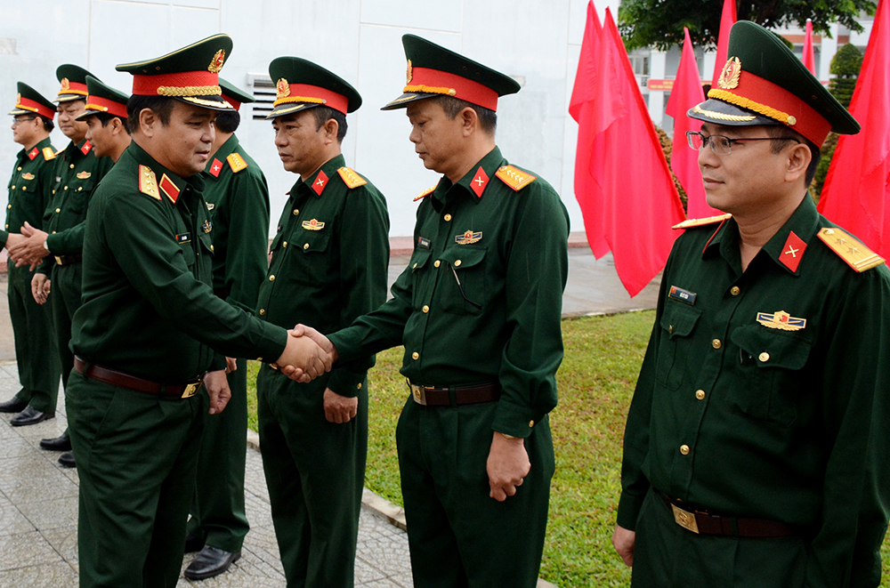 Thượng tướng Lê Chiêm thăm, chúc tết Bộ tư lệnh Quân khu 5 và Cục 11