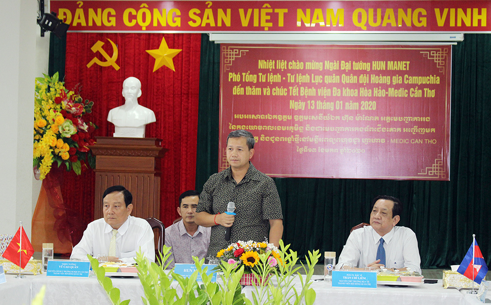Đoàn công tác Hoàng gia Campuchia thăm và chúc tết Bệnh viện Đa khoa Hòa Hảo-Medic Cần Thơ