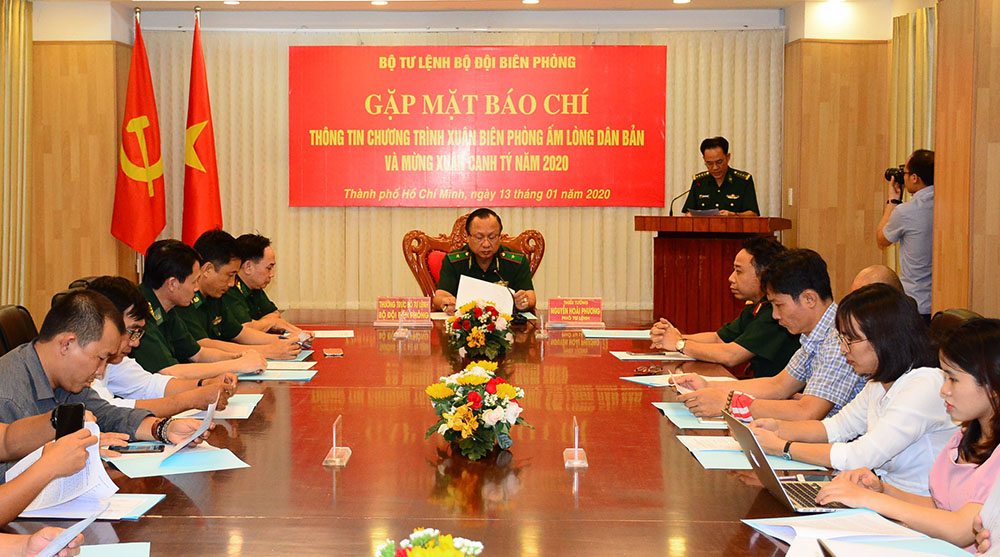 Nhiều hoạt động ý nghĩa tại chương trình “Xuân biên phòng ấm lòng dân bản” năm 2020