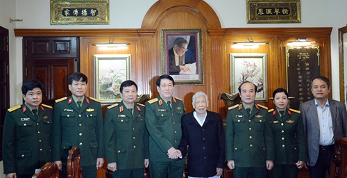 Đại tướng Lương Cường thăm, chúc Tết các đồng chí nguyên lãnh đạo Đảng và Tổng cục Chính trị