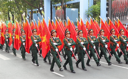 Bài 3:  “Thanh bảo kiếm” làm trong sạch Đảng