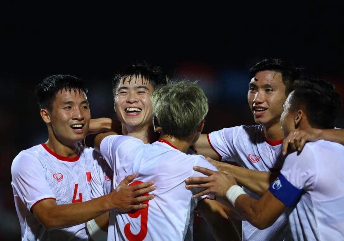 Gửi theo đàn chim Việt