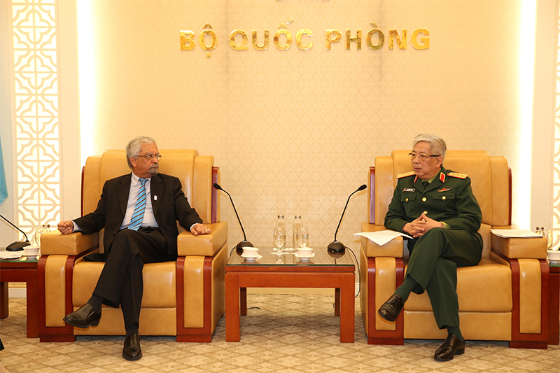 Thượng tướng Nguyễn Chí Vịnh tiếp Điều phối viên thường trú LHQ tại Việt Nam

