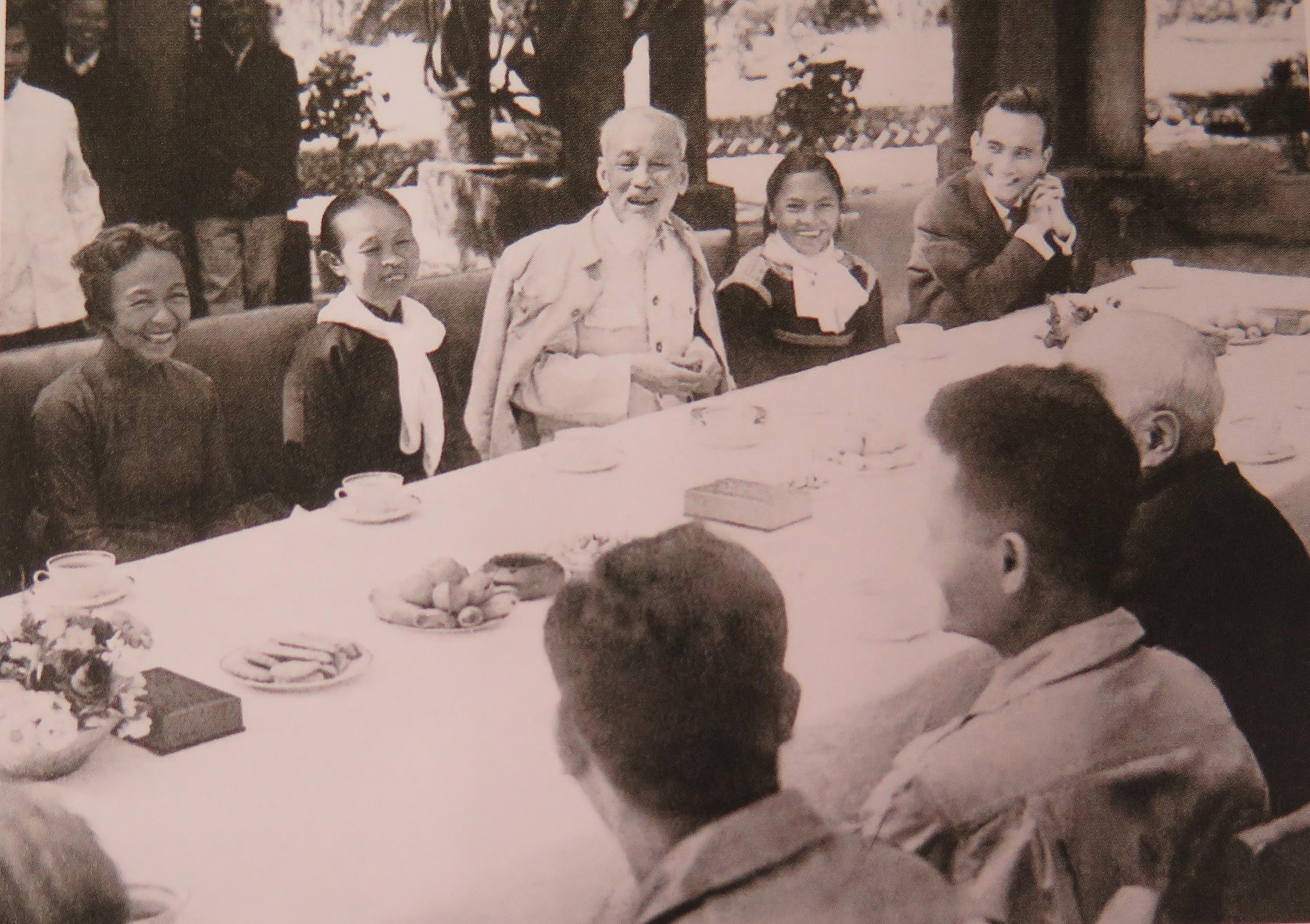 Những bài học thực tiễn và sự vận dụng đổi mới, sáng tạo của Đảng