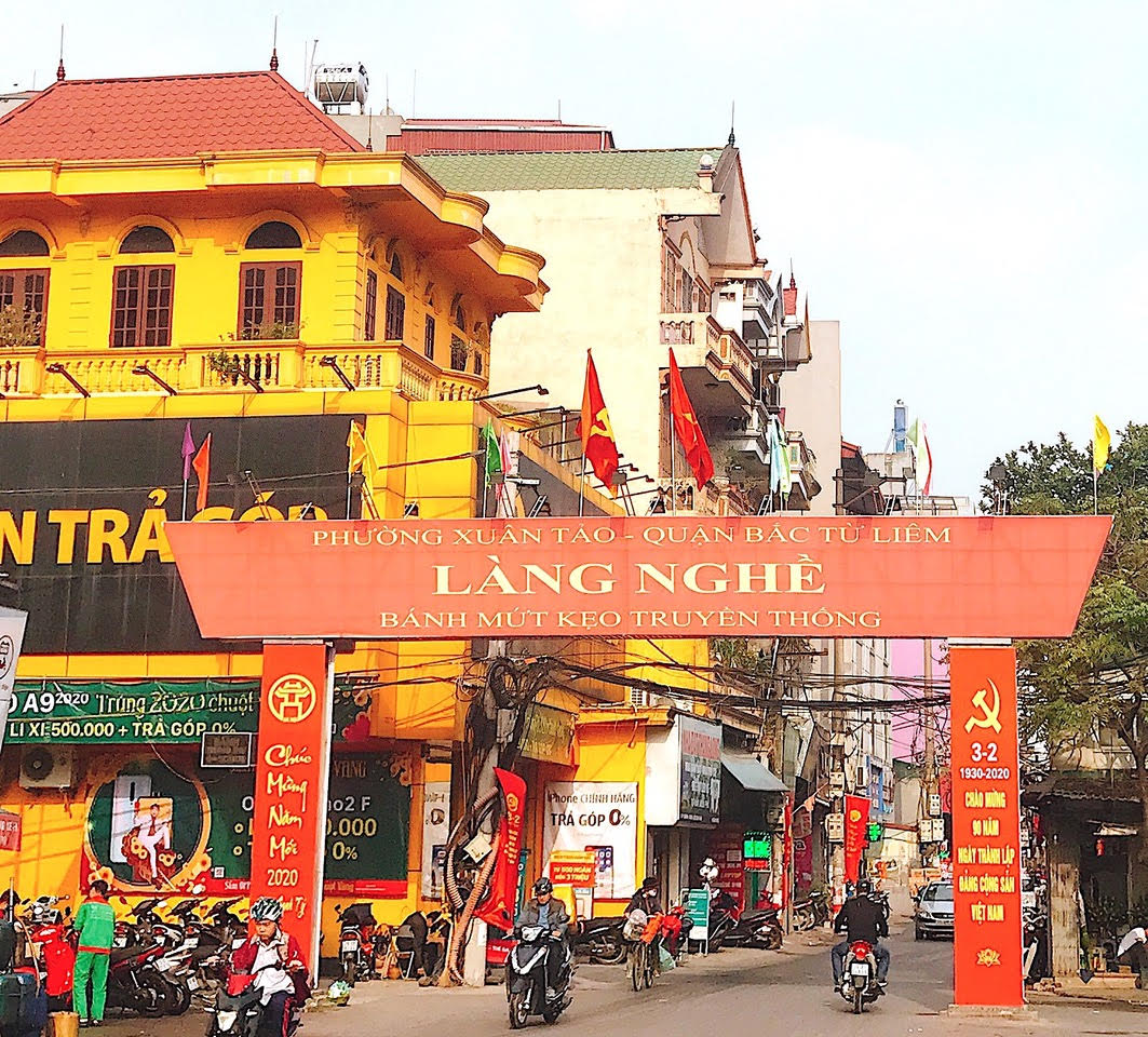 Mứt cổ truyền đi đâu...