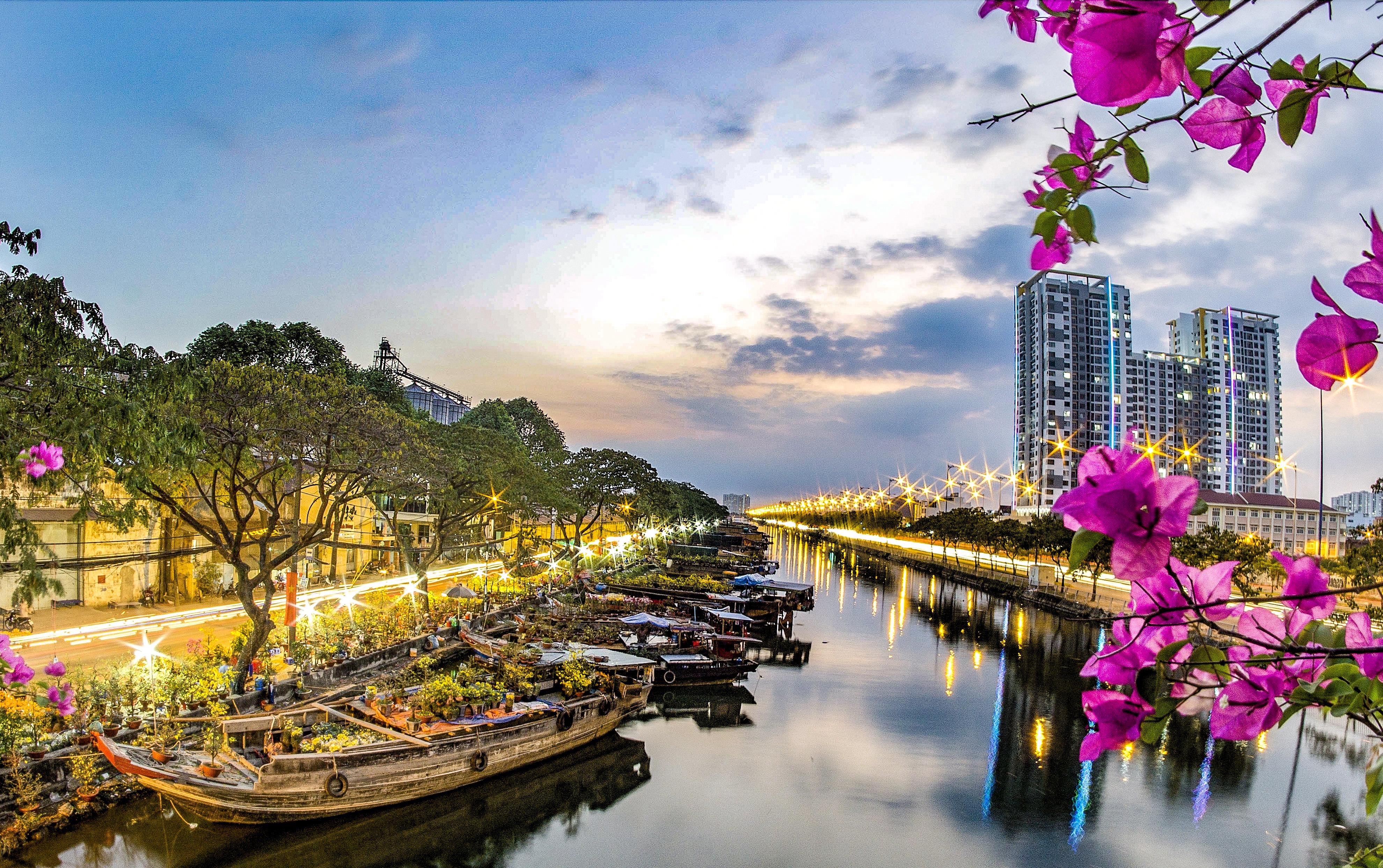 Xuân sắc gương quê