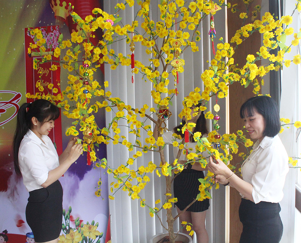 Bữa cơm tất niên ở Đoàn An điều dưỡng 28