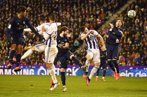 Vòng 21 La Liga: Real chiếm ngôi đầu của Barca