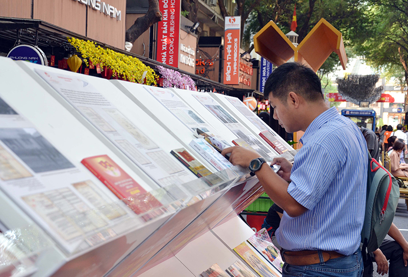 Nhiều hoạt động tại Đường sách TP Hồ Chí Minh kỷ niệm 90 năm ngày thành lập Đảng Cộng sản Việt Nam