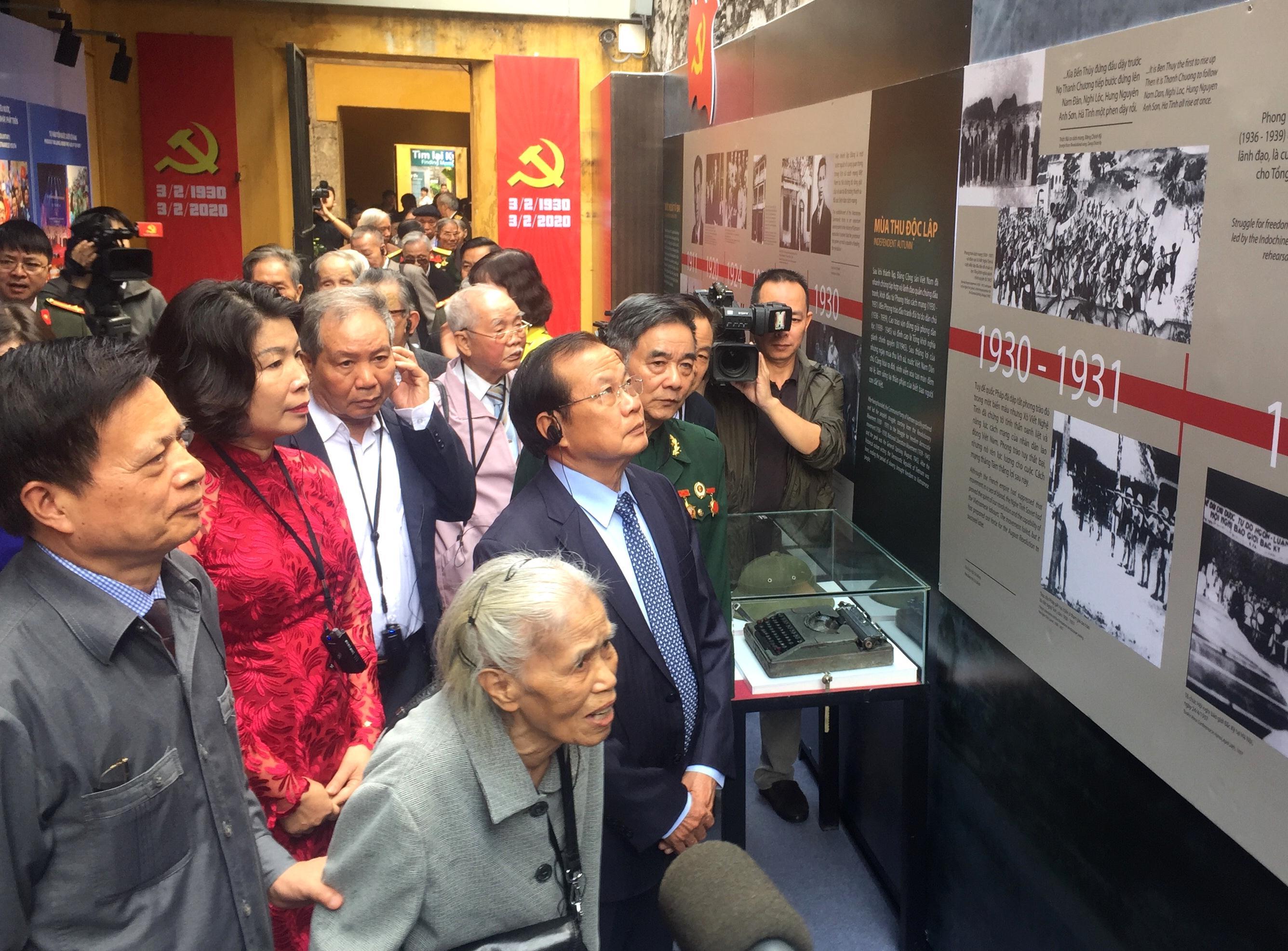 Nữ đảng viên kiên trung trong ngục tù