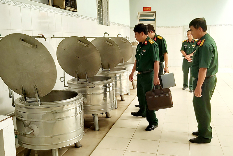Bảo đảm chu toàn phục vụ bà con trở về từ vùng dịch

