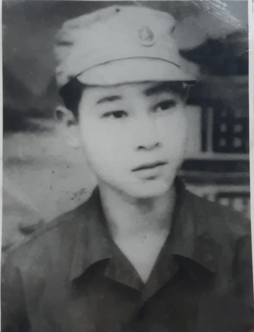 Tìm người thân và đồng đội