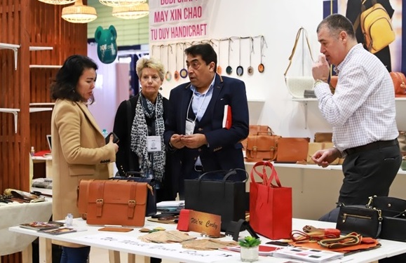 Đa dạng hóa thị trường để ứng phó với dịch nCoV