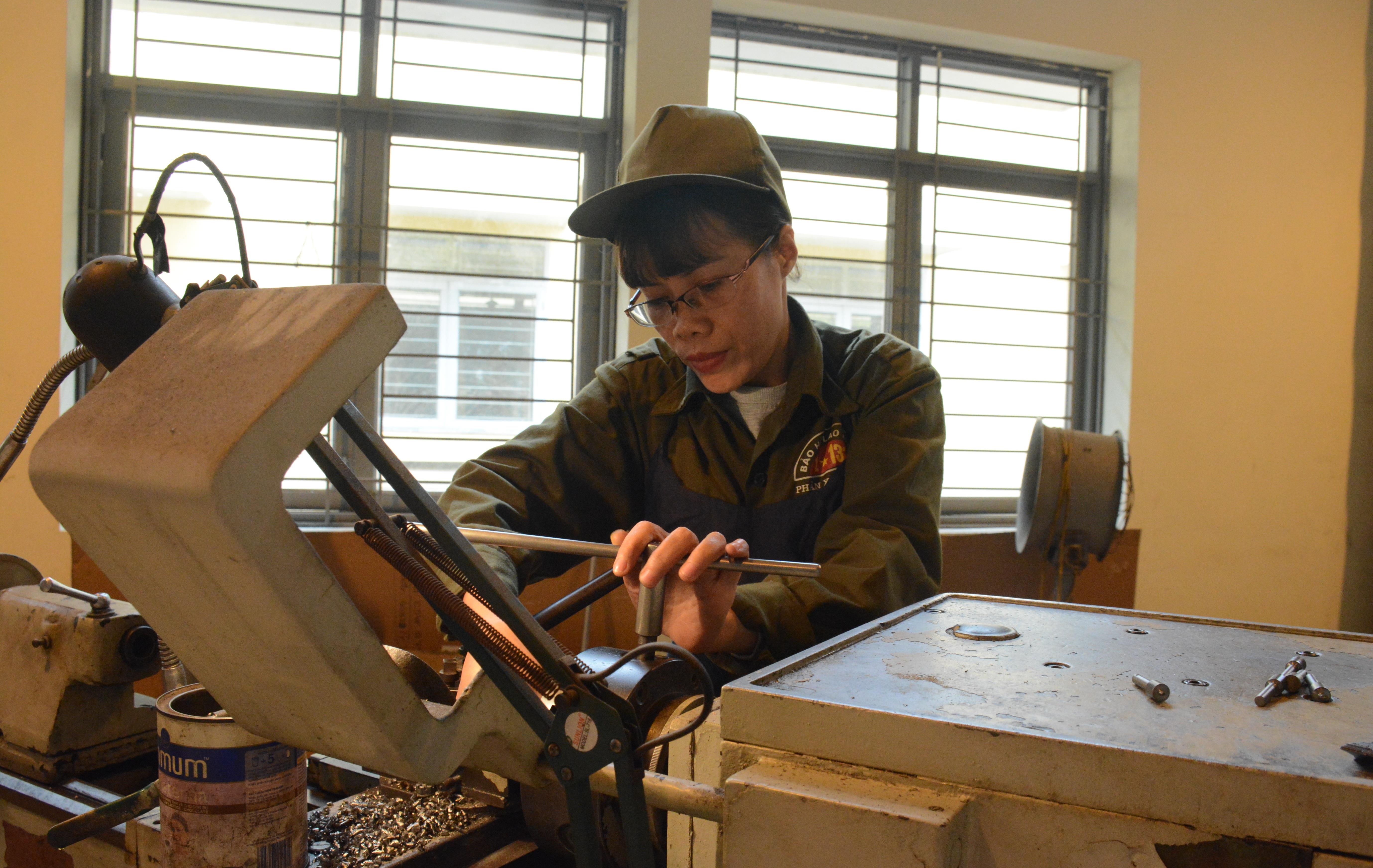 “Bàn tay vàng” của Nhà máy Z133