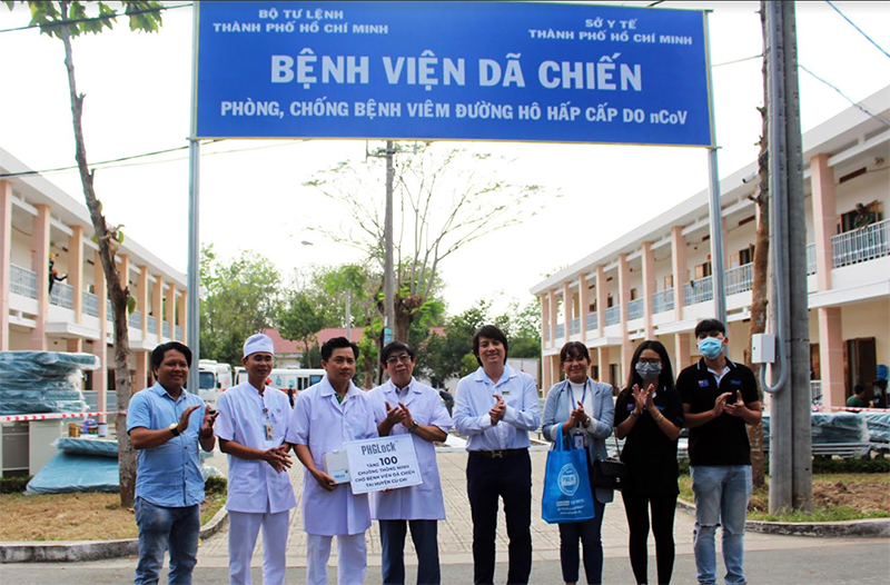PHGLock tặng bệnh viện dã chiến (TP Hồ Chí Minh) 100 chuông báo thông minh

