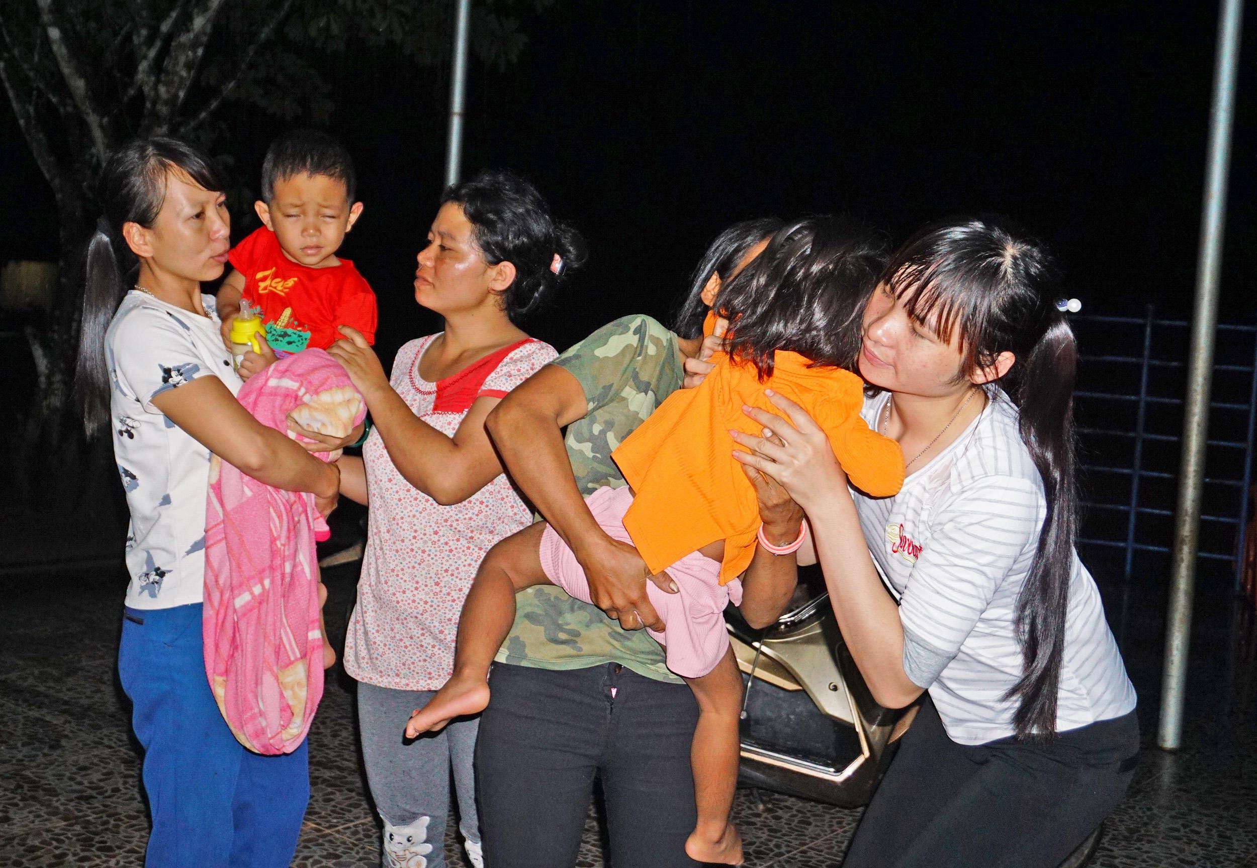 Những lớp học mầm non trên biên giới