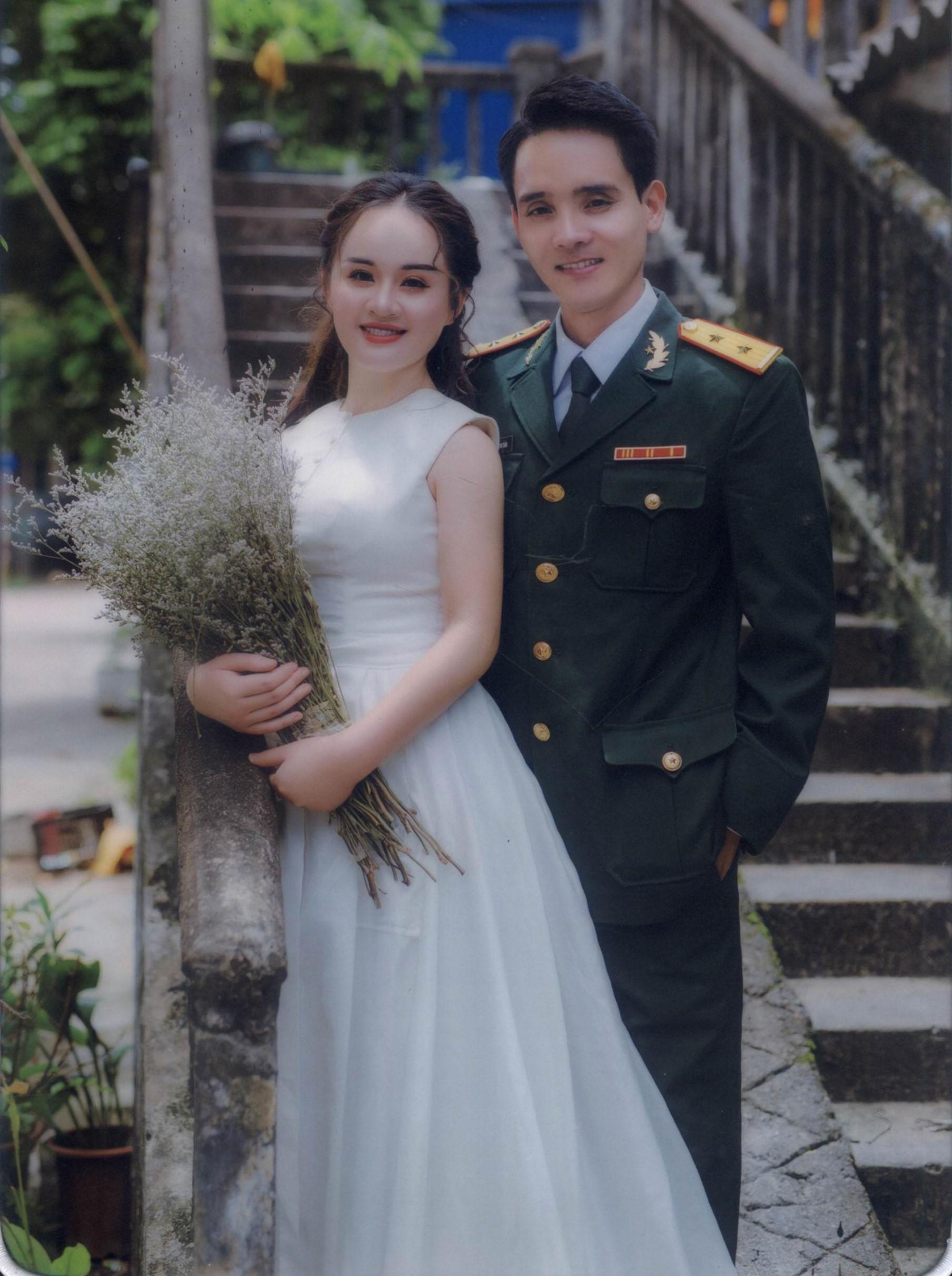 Yêu thương giữa những mùa hoa…